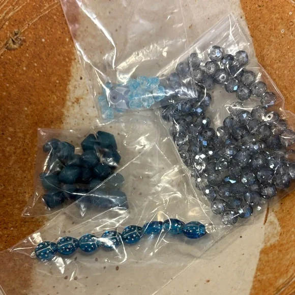 Assorted Blue and Turquoise Beads - Picture 10 of 11